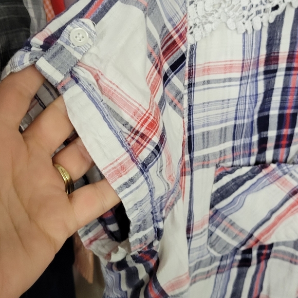 Westport 2X Button Short Sleeve Lace Shoulder Top - Picture 3 of 8